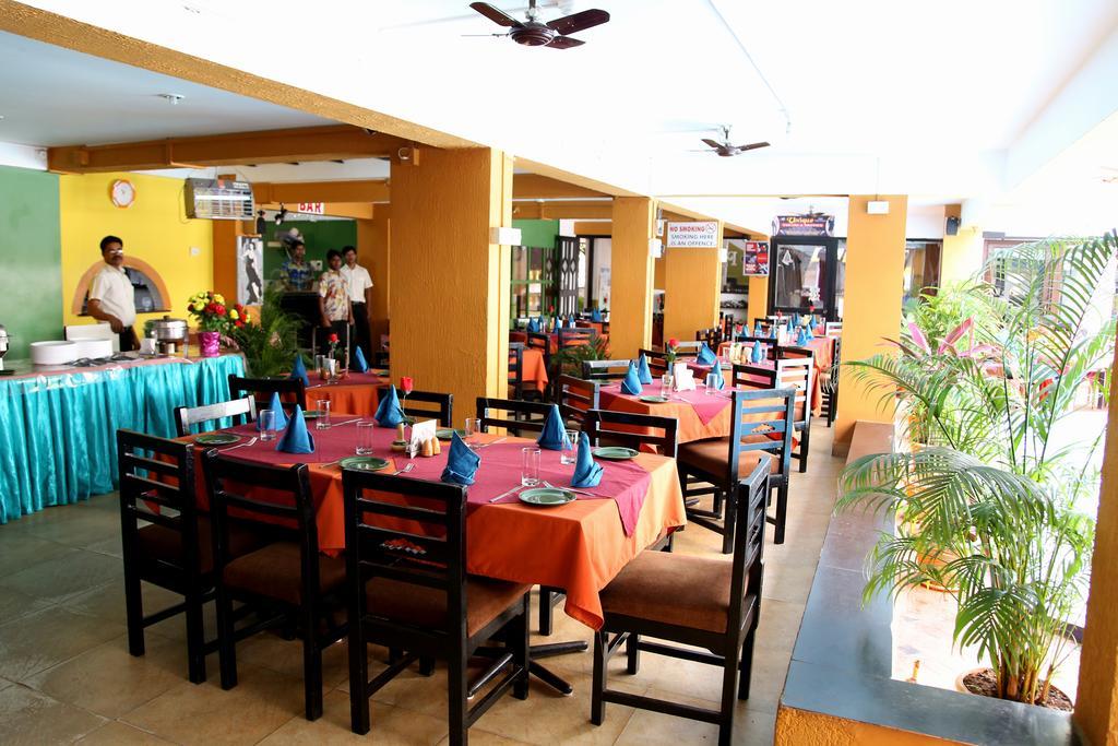 Alor Holiday Resort Calangute Exterior foto
